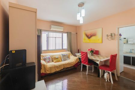 Sala de apartamento à venda com 2 quartos, 56m² em Maracanã, Rio de Janeiro