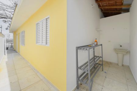 Casa para alugar com 50m², 2 quartos e 1 vagaÁrea comum
