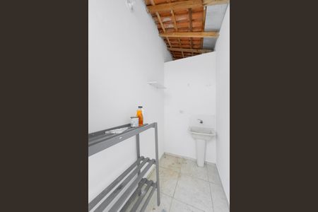 Casa para alugar com 50m², 2 quartos e 1 vagaÁrea de Serviço