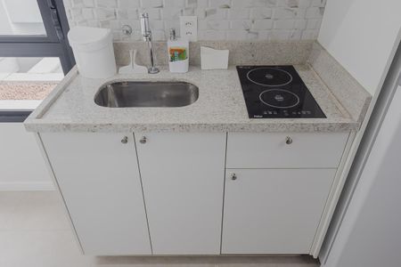 Studio para alugar com 23m², 1 quarto e sem vaga Studio para alugar com 23m², 1 quarto e sem vagaCozinha