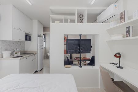Quarto de kitnet/studio para alugar com 1 quarto, 23m² em Cerqueira César, São Paulo