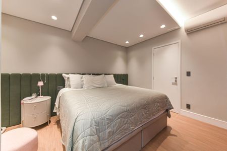 Apartamento à venda com 134m², 2 quartos e 2 vagasSuíte 2