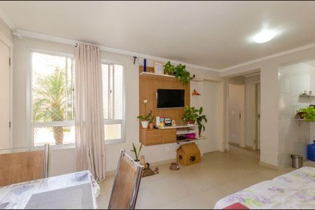 Sala  de apartamento para alugar com 2 quartos, 45m² em Cristal, Porto Alegre