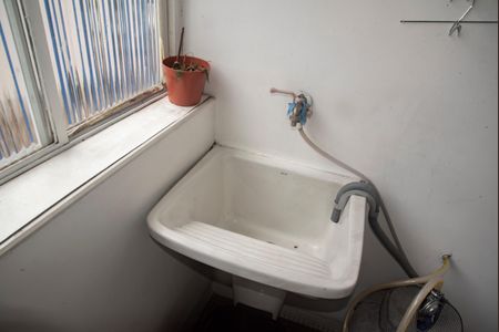 Apartamento à venda com 60m², 2 quartos e 1 vagaÁrea de Serviço