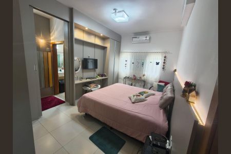 Casa de Condomínio para alugar com 3 quartos, 267m² em Nova Uberlândia, Uberlândia