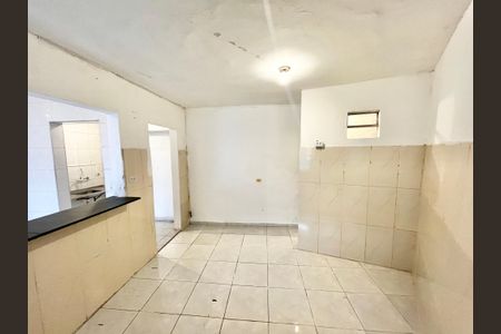 Sala/Quarto de casa para alugar com 1 quarto, 40m² em Vila Pita, São Paulo