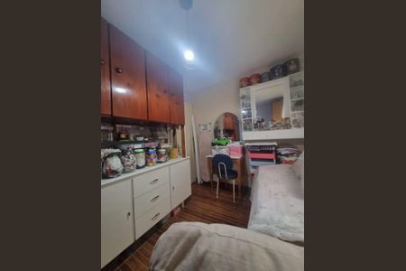 Casa para alugar com 100m², 2 quartos e 2 vagasQuarto