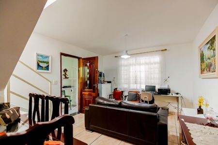 Sala de casa para alugar com 3 quartos, 100m² em Jardim Arpoador, São Paulo