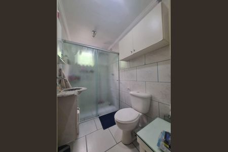 Casa para alugar com 100m², 2 quartos e 2 vagasBanheiro
