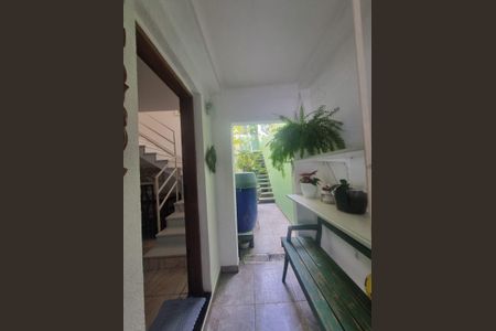 Casa para alugar com 100m², 2 quartos e 2 vagasÁrea externa