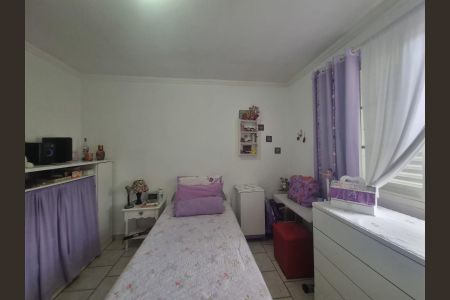 Casa para alugar com 100m², 2 quartos e 2 vagasQuarto