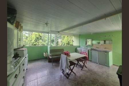 Casa para alugar com 100m², 2 quartos e 2 vagasÁrea de serviço