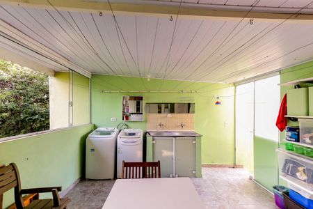 Casa para alugar com 100m², 3 quartos e 2 vagas Casa para alugar com 100m², 3 quartos e 2 vagasLavanderia