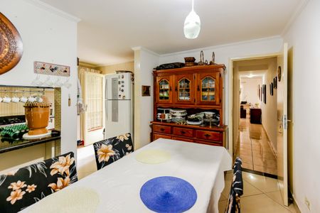 Casa para alugar com 100m², 3 quartos e 2 vagas Casa para alugar com 100m², 3 quartos e 2 vagasCozinha