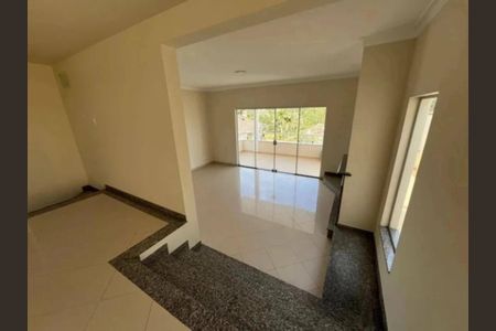 Casa para alugar com 4 quartos, 500m² em Parque Terra Nova II, São Bernardo do Campo