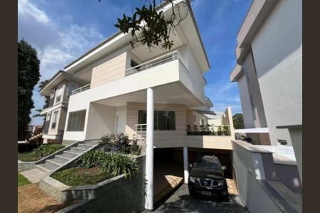 Casa para alugar com 4 quartos, 500m² em Parque Terra Nova II, São Bernardo do Campo