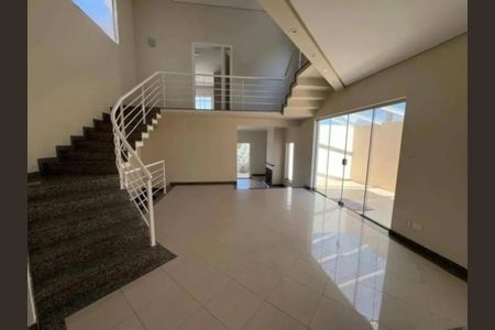 Casa para alugar com 4 quartos, 500m² em Parque Terra Nova II, São Bernardo do Campo