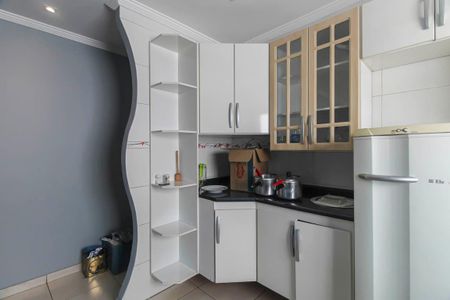 Casa para alugar com 180m², 4 quartos e 2 vagas Casa para alugar com 180m², 4 quartos e 2 vagasCozinha 2