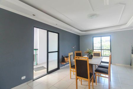 Casa para alugar com 180m², 4 quartos e 2 vagas Casa para alugar com 180m², 4 quartos e 2 vagasSala 2