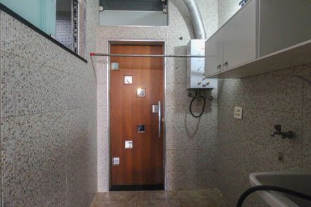 Casa para alugar com 180m², 4 quartos e 2 vagas Casa para alugar com 180m², 4 quartos e 2 vagasCozinha
