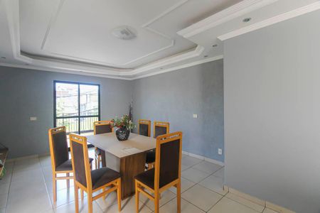 Casa para alugar com 180m², 4 quartos e 2 vagas Casa para alugar com 180m², 4 quartos e 2 vagasSala 2