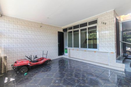 Casa para alugar com 180m², 4 quartos e 2 vagas Casa para alugar com 180m², 4 quartos e 2 vagasGaragem