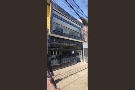 Casa para alugar com 180m², 4 quartos e 2 vagas Casa para alugar com 180m², 4 quartos e 2 vagasFachada + Placa