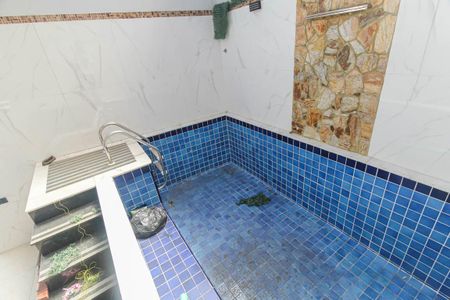 Casa para alugar com 180m², 4 quartos e 2 vagas Casa para alugar com 180m², 4 quartos e 2 vagasPiscina