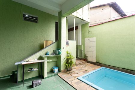 Casa para alugar com 470m², 4 quartos e 3 vagas Casa para alugar com 470m², 4 quartos e 3 vagasCasa 2 - Piscina