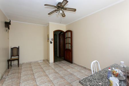 Casa para alugar com 470m², 4 quartos e 3 vagas Casa para alugar com 470m², 4 quartos e 3 vagasCasa 1 - Cozinha