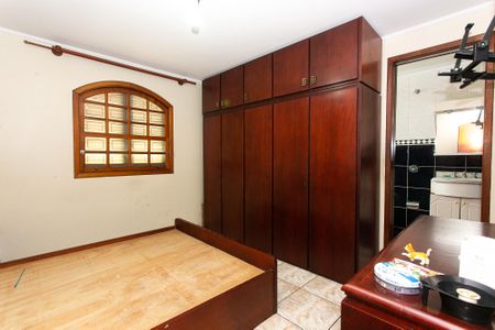 Casa para alugar com 470m², 4 quartos e 3 vagas Casa para alugar com 470m², 4 quartos e 3 vagasCasa 1 - Quarto 2