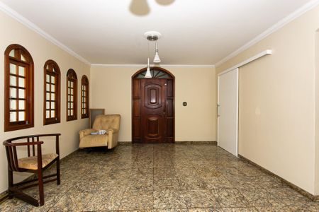 Casa para alugar com 470m², 4 quartos e 3 vagas Casa para alugar com 470m², 4 quartos e 3 vagasCasa 1 - Sala