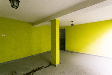 Casa para alugar com 470m², 4 quartos e 3 vagas Casa para alugar com 470m², 4 quartos e 3 vagasCasa 2 - Área Externa