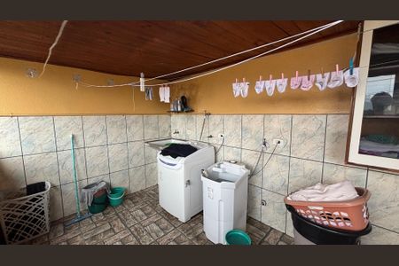 Casa à venda com 106m², 3 quartos e 1 vaga Casa à venda com 106m², 3 quartos e 1 vagaÁrea de Serviço