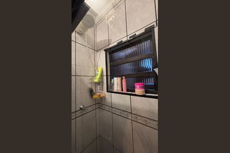 Casa à venda com 106m², 3 quartos e 1 vaga Casa à venda com 106m², 3 quartos e 1 vagaBanheiro da Suíte