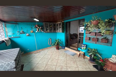 Casa à venda com 106m², 3 quartos e 1 vaga Casa à venda com 106m², 3 quartos e 1 vagaSala - Varanda