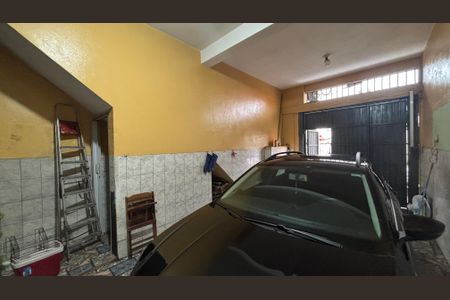 Casa à venda com 106m², 3 quartos e 1 vaga Casa à venda com 106m², 3 quartos e 1 vagaGaragem