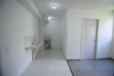 Apartamento para alugar com 34m², 2 quartos e sem vagaCozinha e Área de Serviço