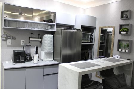 Cozinha de kitnet/studio à venda com 1 quarto, 27m² em Liberdade, São Paulo