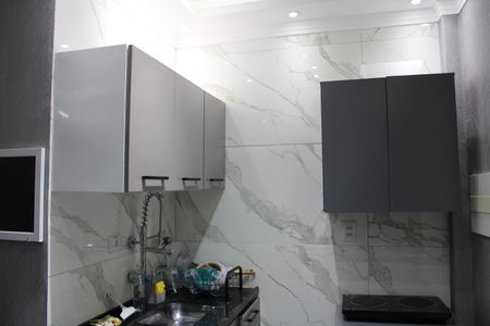 Cozinha de kitnet/studio à venda com 1 quarto, 27m² em Liberdade, São Paulo