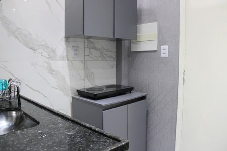 Cozinha de kitnet/studio à venda com 1 quarto, 27m² em Liberdade, São Paulo