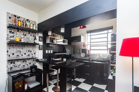 Cozinha  de apartamento para alugar com 2 quartos, 79m² em Santa Cecília, Porto Alegre