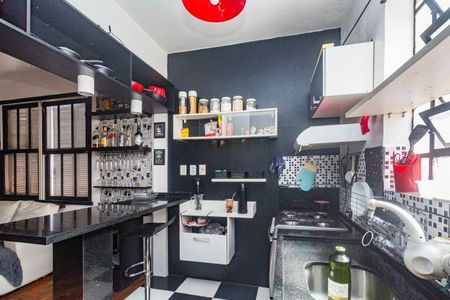 Cozinha  de apartamento para alugar com 2 quartos, 79m² em Santa Cecília, Porto Alegre