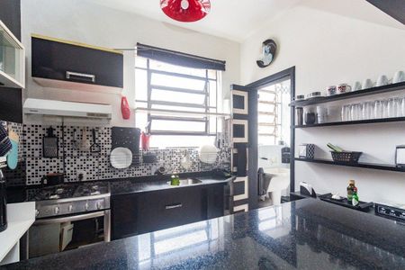 Cozinha  de apartamento para alugar com 2 quartos, 79m² em Santa Cecília, Porto Alegre