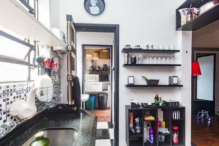 Apartamento para alugar com 79m², 2 quartos e sem vagaCozinha 