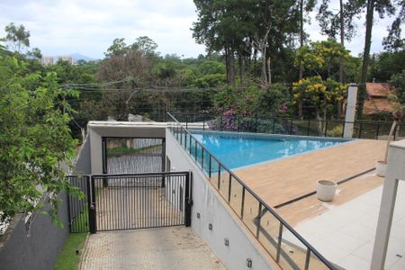 Casa de condomínio para alugar com 125m², 2 quartos e 2 vagas Casa de condomínio para alugar com 125m², 2 quartos e 2 vagasÁrea comum - Piscina