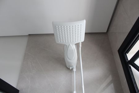 Casa de condomínio para alugar com 125m², 2 quartos e 2 vagas Casa de condomínio para alugar com 125m², 2 quartos e 2 vagasDetalhe do banheiro