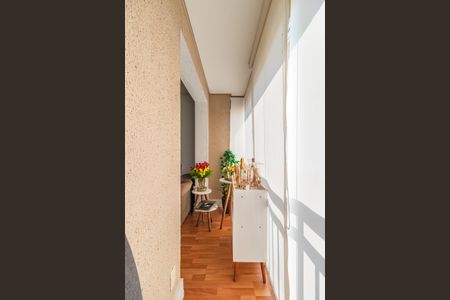 Sala de apartamento para alugar com 2 quartos, 73m² em Tamboré, Barueri