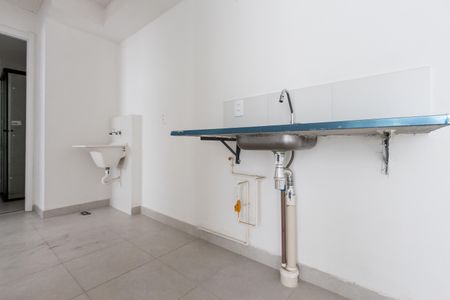 Apartamento para alugar com 34m², 2 quartos e sem vaga