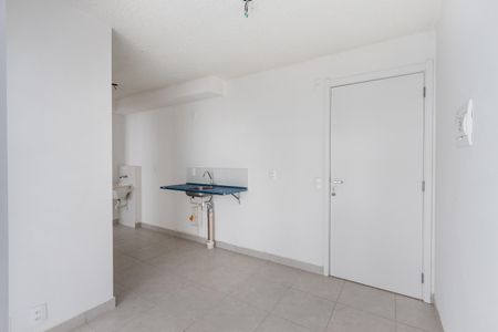 Apartamento para alugar com 34m², 2 quartos e sem vaga
